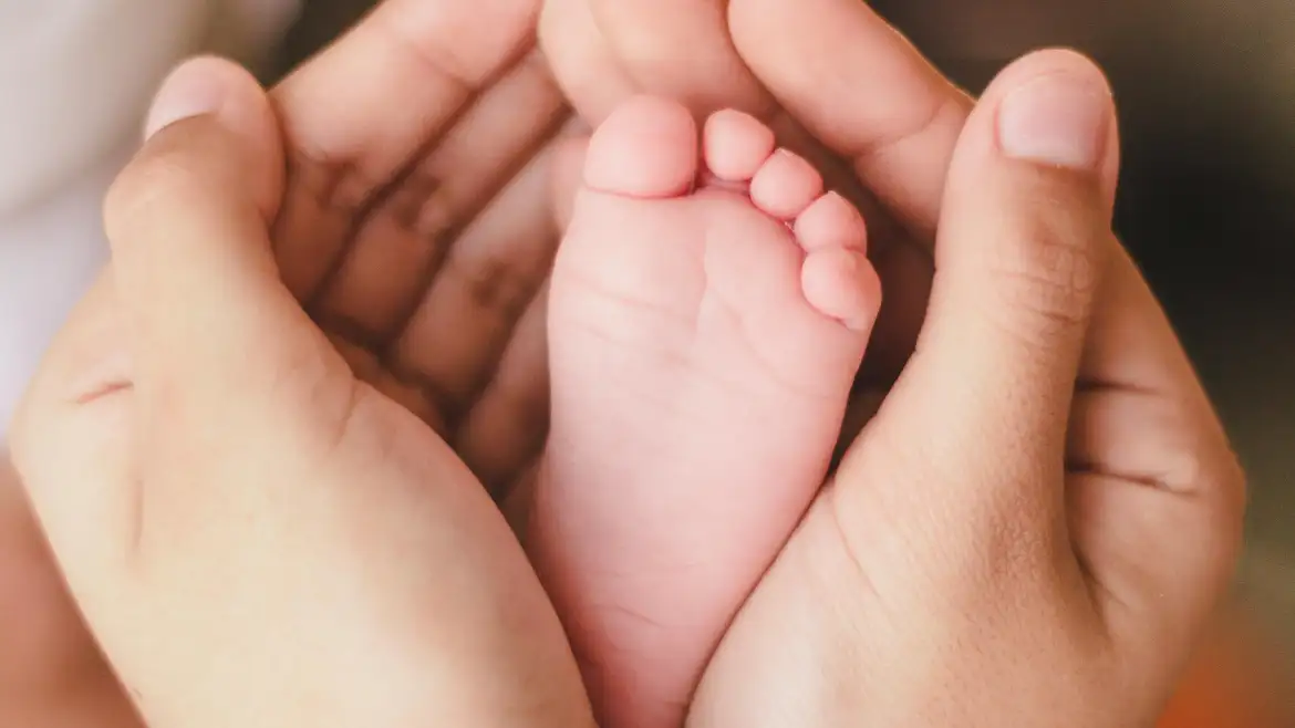 Infant Care Leave: 7 Important Facts for Singapore Parents